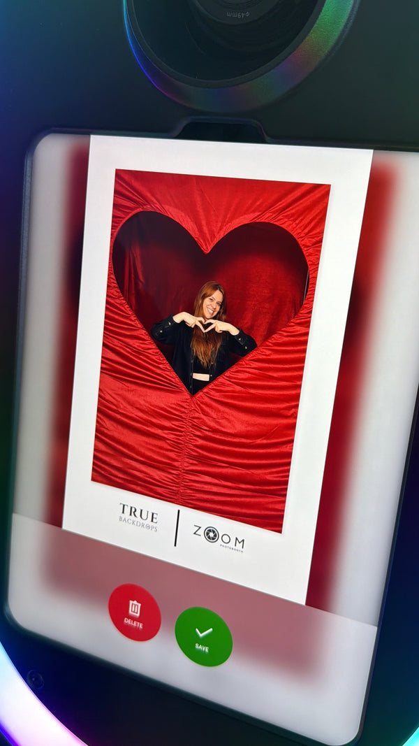 The Heart Booth Enclosure — Walk-In Romantic Experience